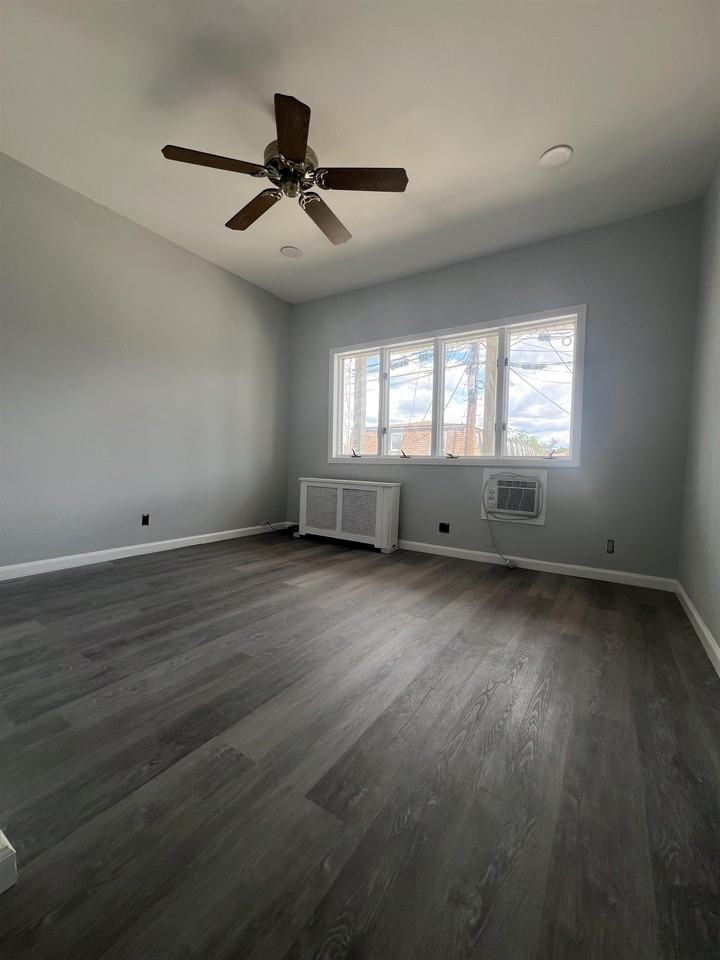 82 W 22nd St #1 - Photo 5 of 16