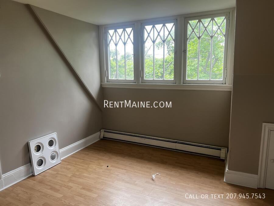 145 Union St #17 - Photo 4 of 9