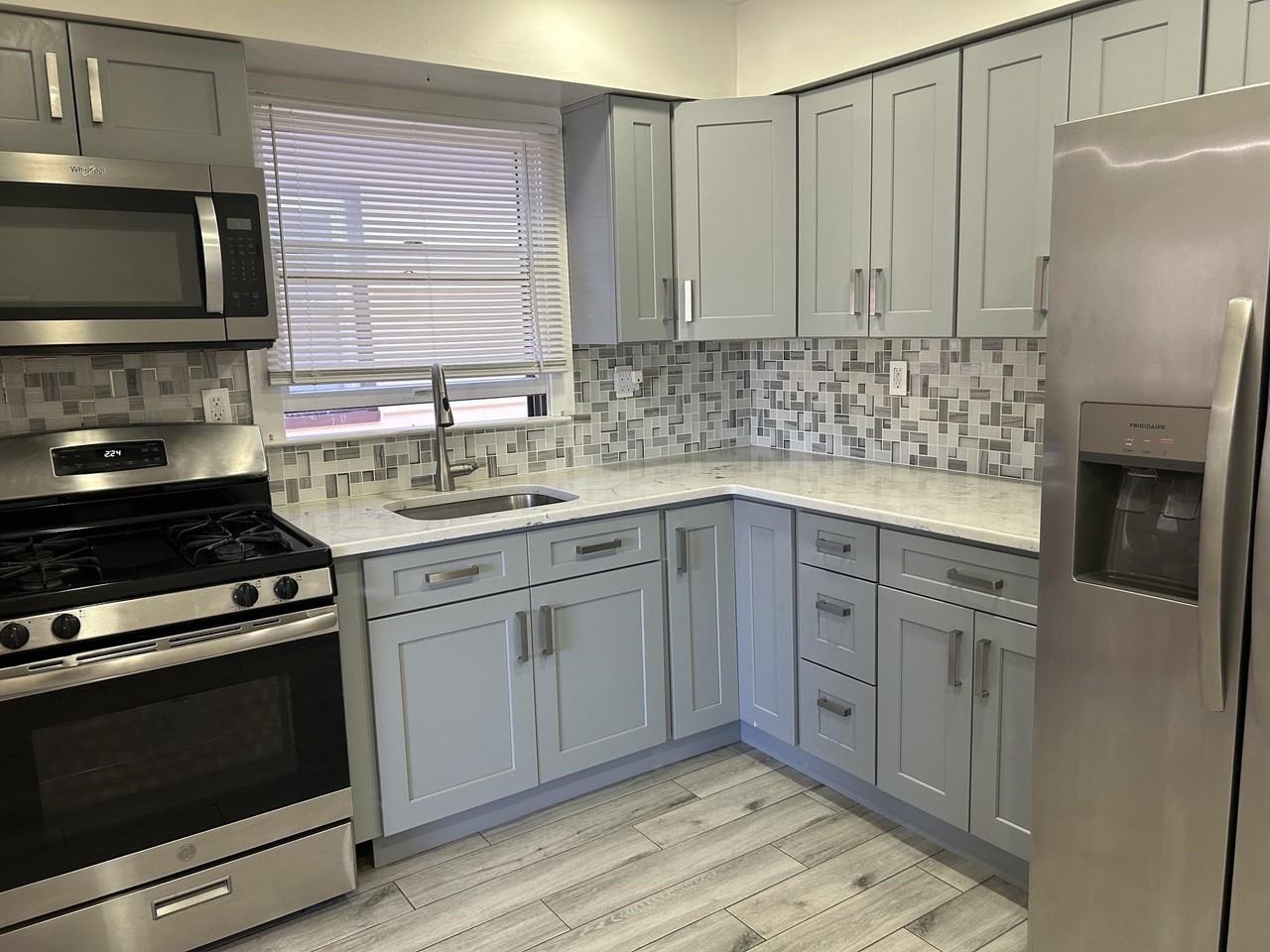 56 Isabella Ave #2 - Photo 4 of 13