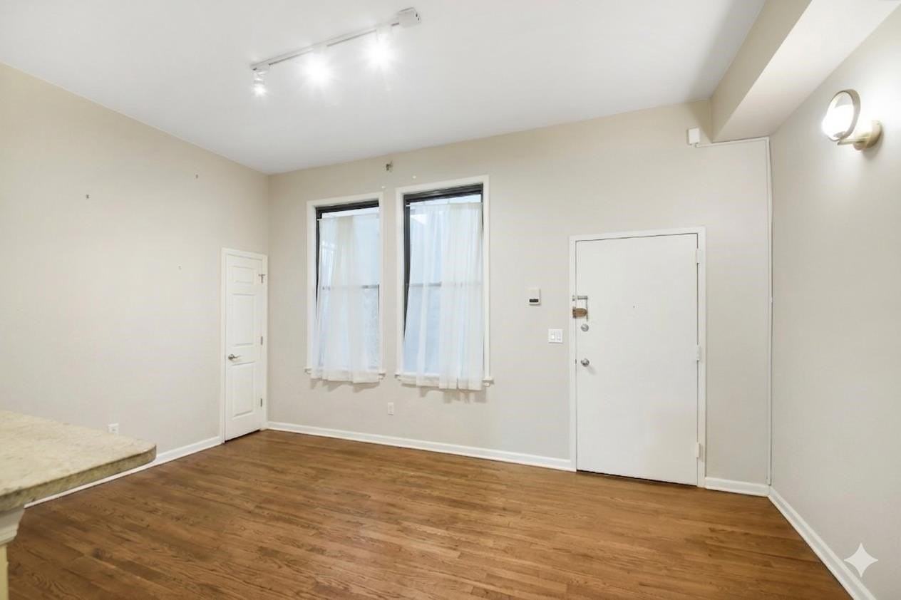 187 Wayne St #206C - Photo 4 of 17