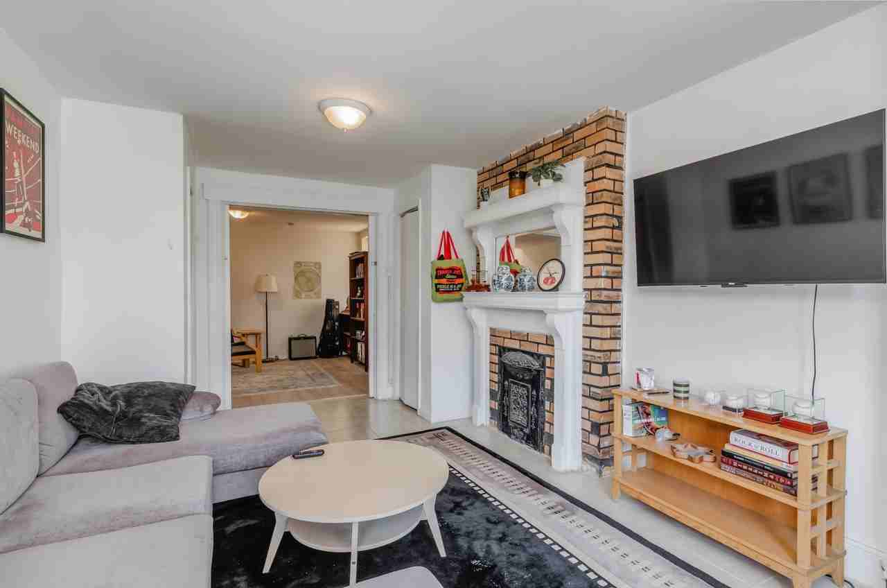 9 Concord St #2 - Photo 7 of 11