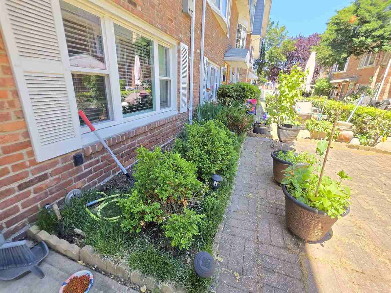9 Elna Ct - Photo 7 of 34