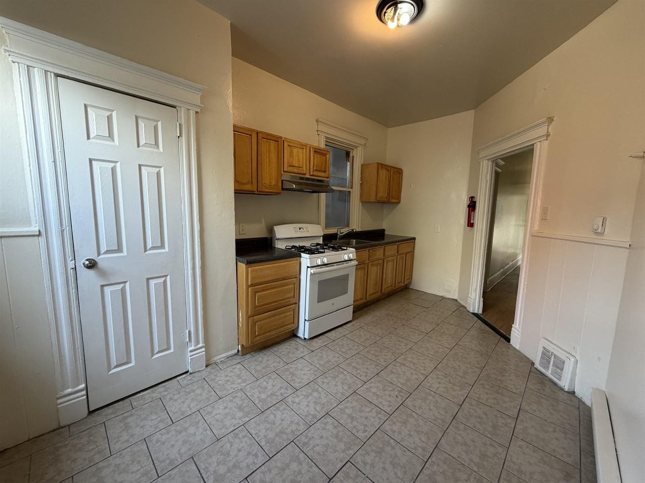 130 Highland Ave #1 - Photo 7 of 16