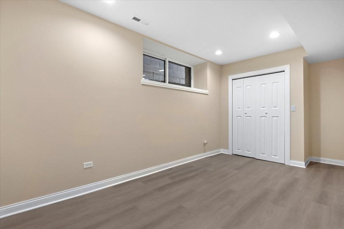 1635 N Ashland Ave #G - Photo 5 of 8