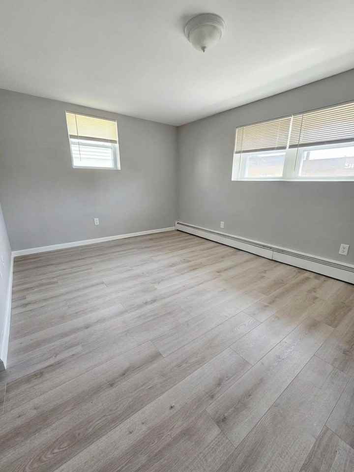 15 Dell Glen Ave #1stFL - Photo 6 of 9