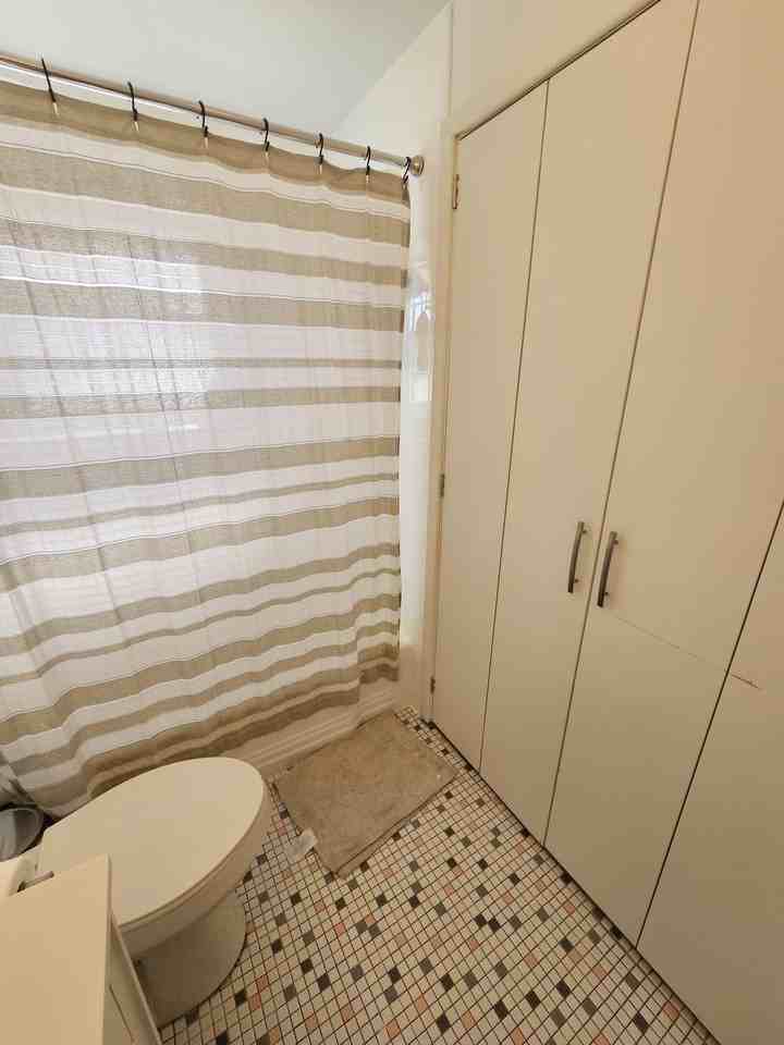 15 Dell Glen Ave #1stFL - Photo 7 of 9