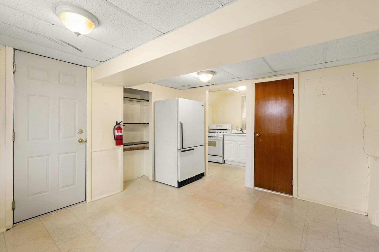 520 Schuyler Ave #1 - Photo 2 of 13