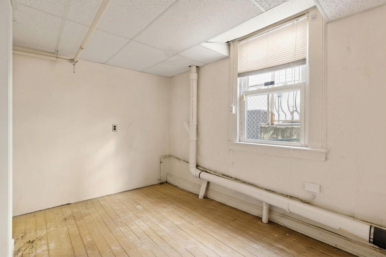 520 Schuyler Ave #1 - Photo 4 of 13