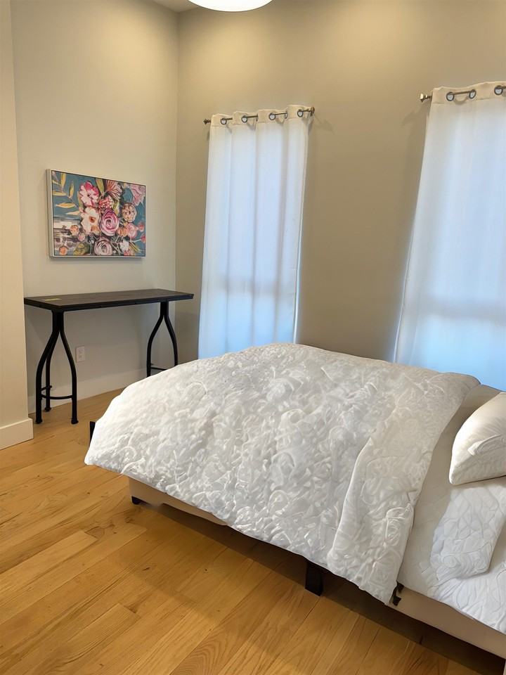 176 GRIFFITH ST #2 - Photo 7 of 14