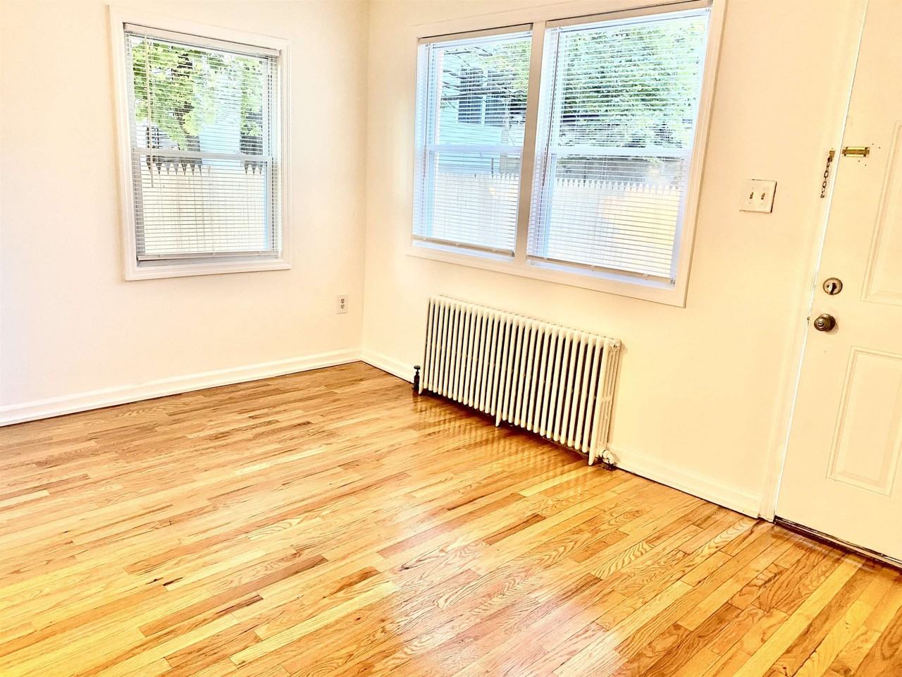 31 Tillinghast St #6 - Photo 5 of 20