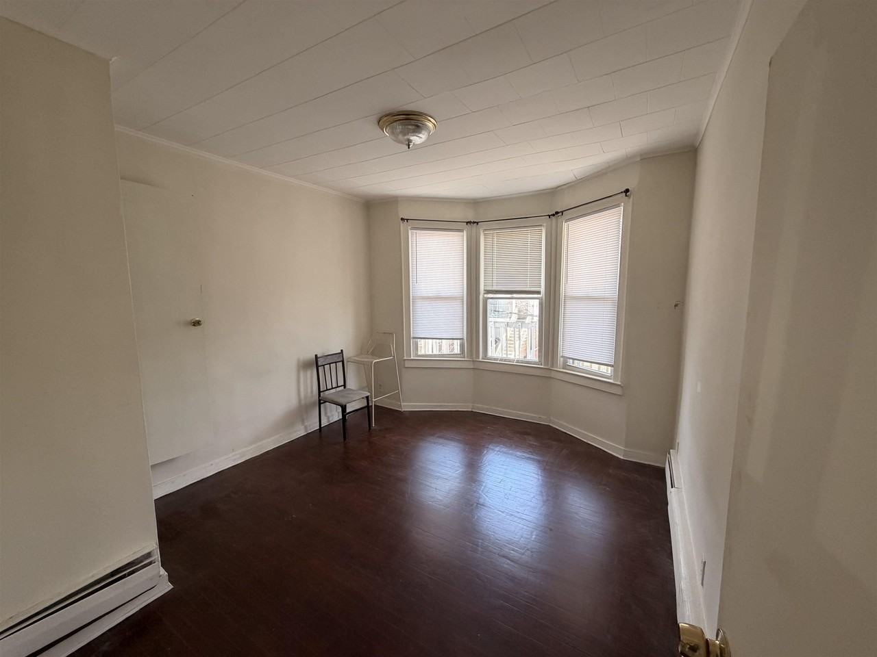 133 W 20th St #3 - Photo 5 of 12