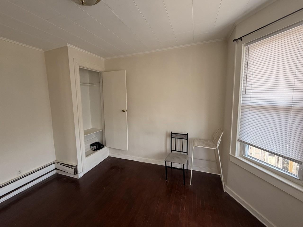 133 W 20th St #3 - Photo 6 of 12