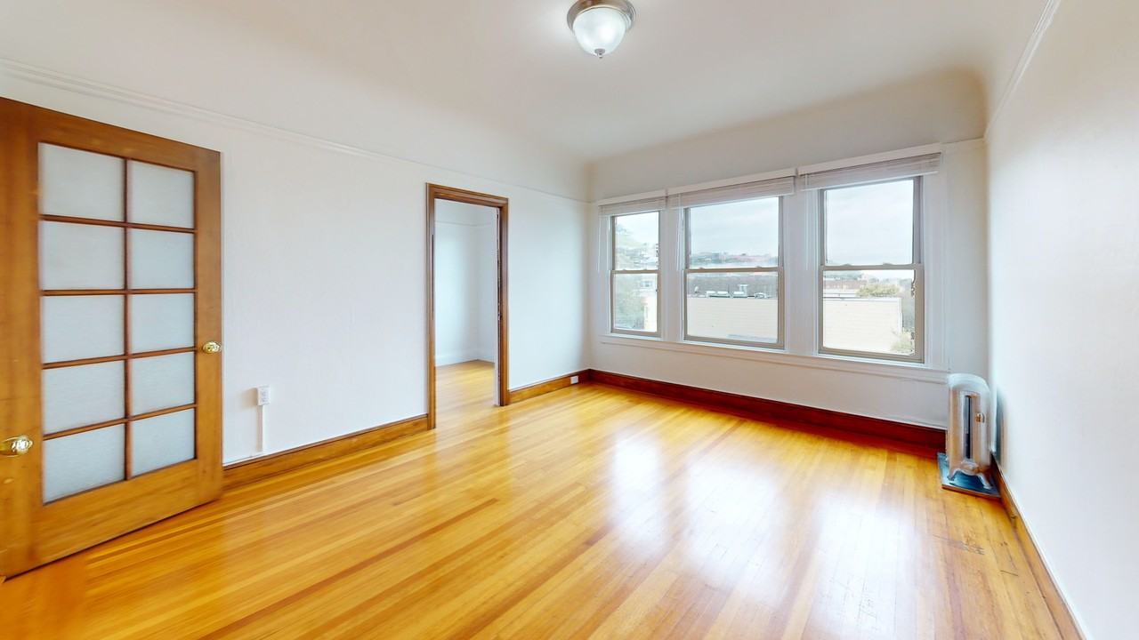 1495 7th Ave #34 - Photo 6 of 26