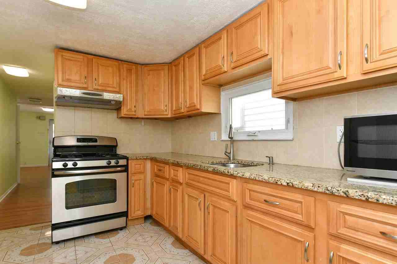 26 Charles St #1 - Photo 4 of 36