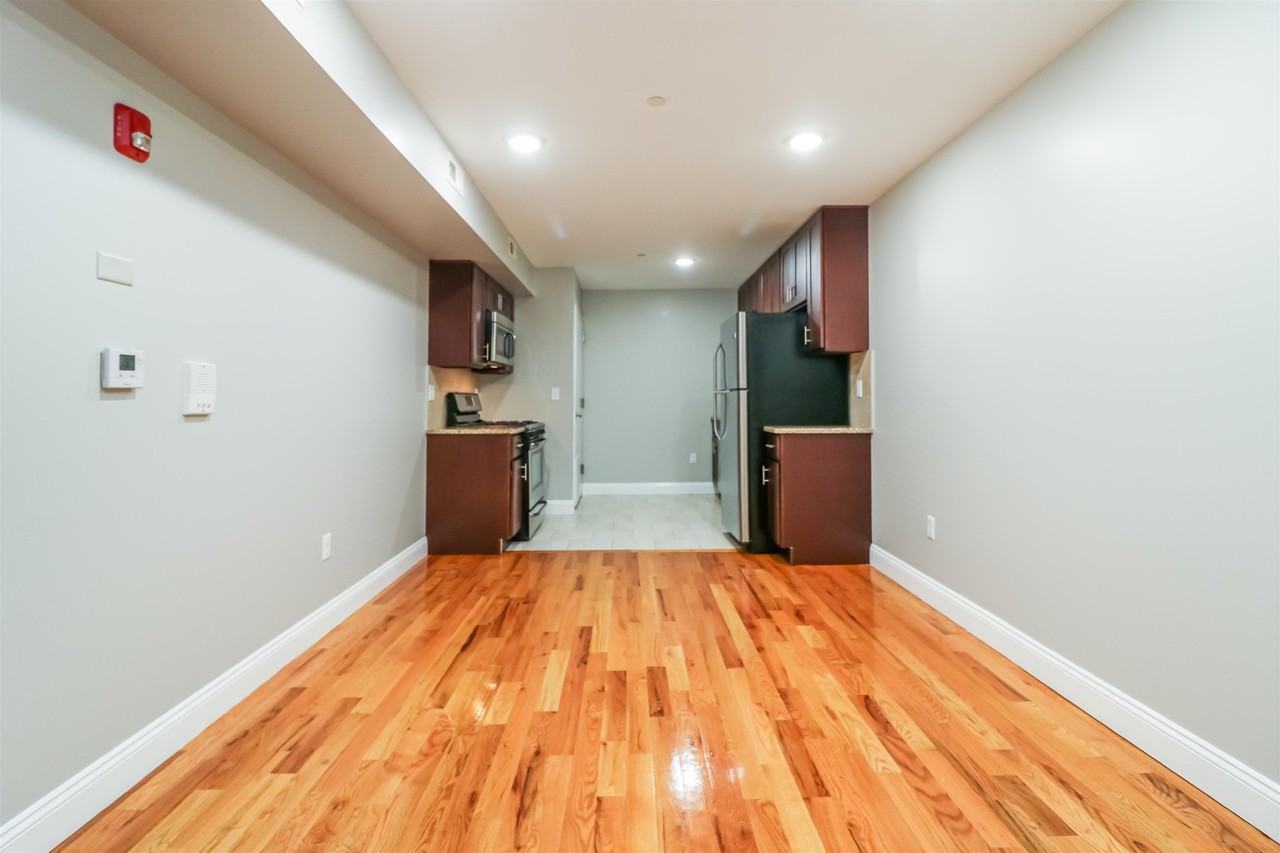 381 Communipaw Ave #3B - Photo 6 of 22