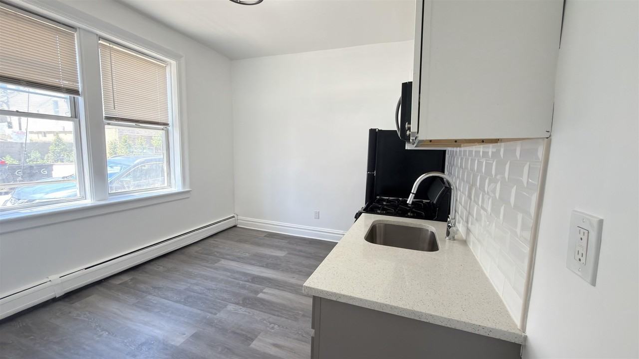 397 Avenue C #101 - Photo 4 of 14