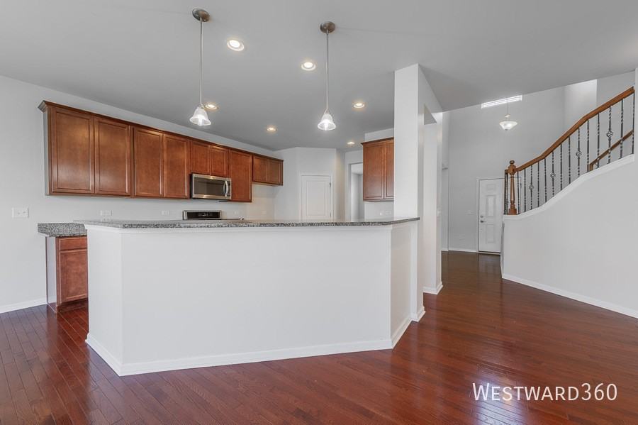 3439 Birch Ln - Photo 5 of 48