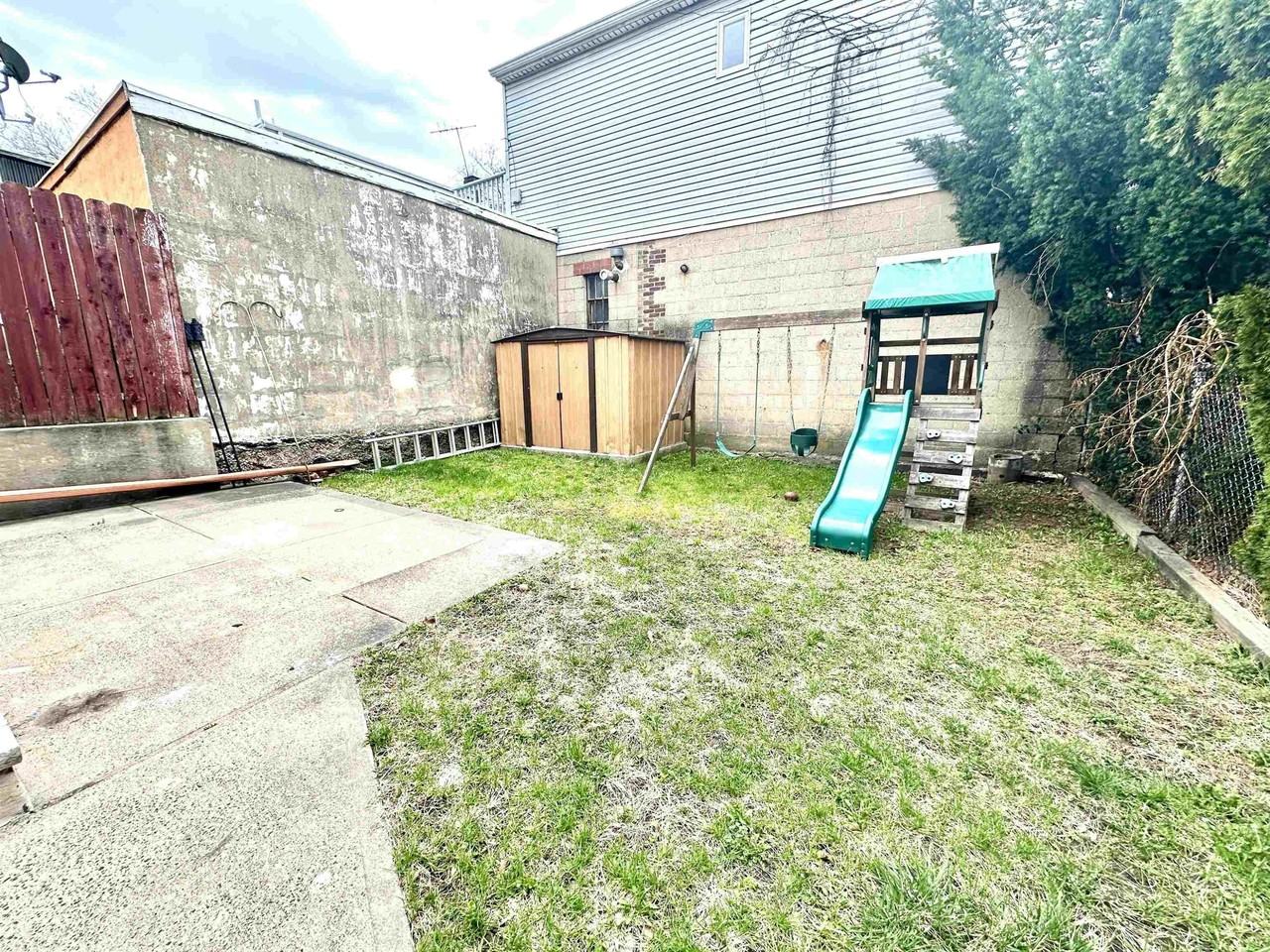 247 Clendenny Ave #1DUPLEX - Photo 3 of 29