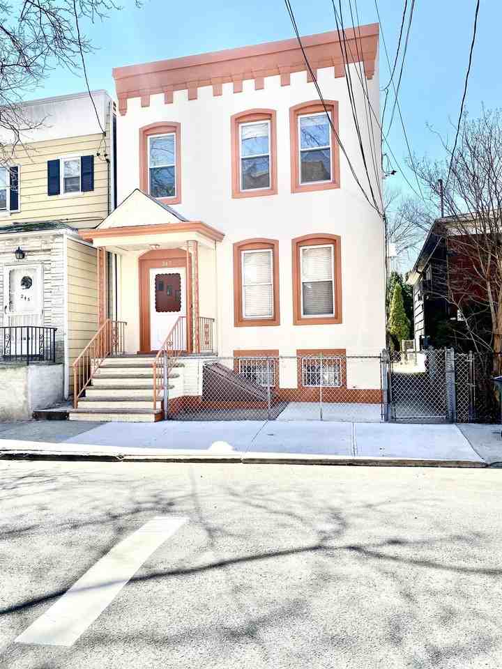 247 Clendenny Ave #1DUPLEX - Photo 4 of 29