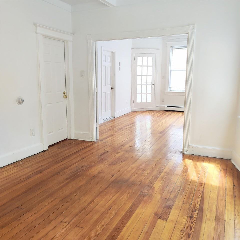 375 Union St #2 - Photo 3 of 19