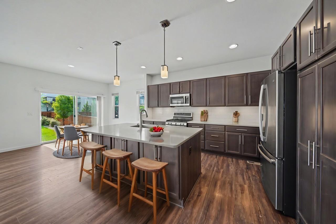 11071 Watermark Ave - Photo 2 of 30