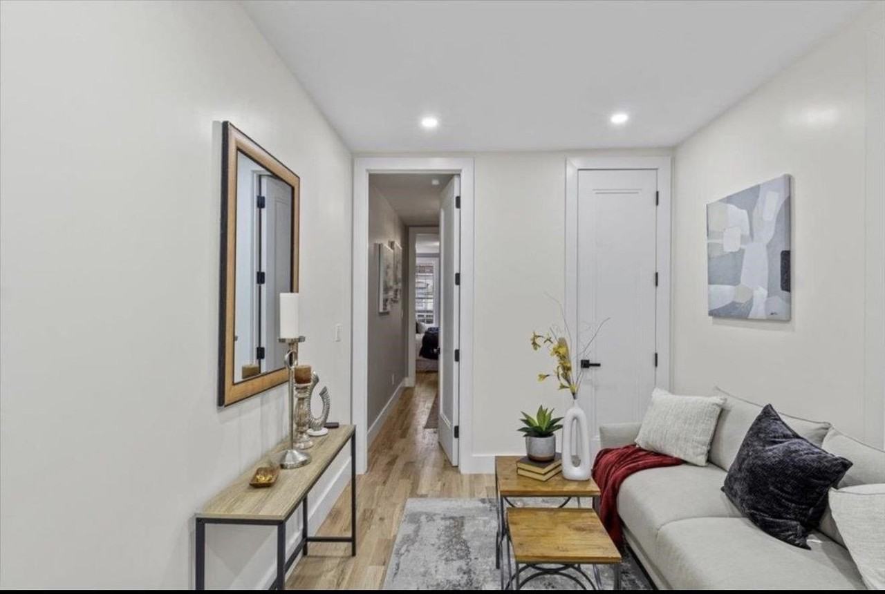 121 41st St #3 - Photo 2 of 11