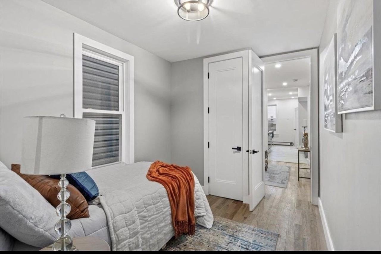 121 41st St #3 - Photo 6 of 11