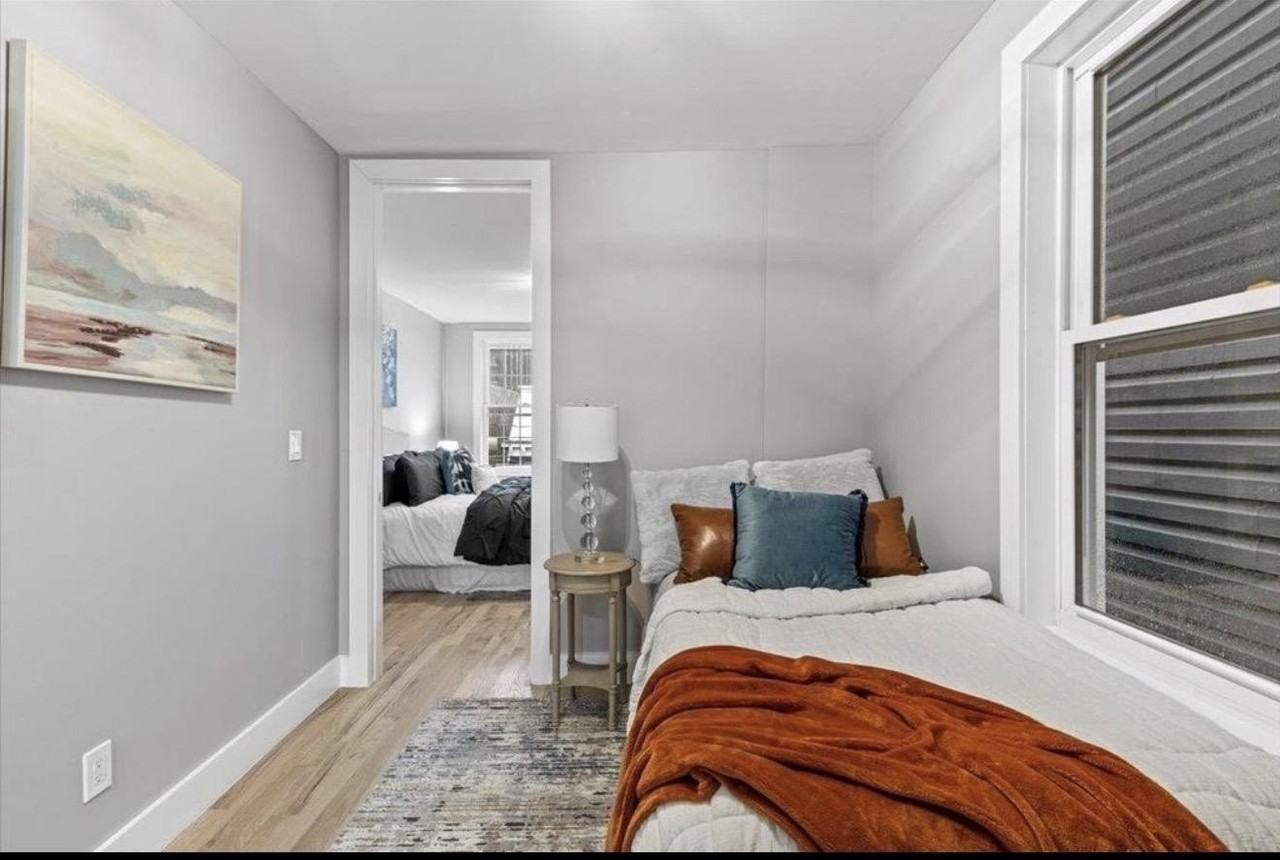 121 41st St #3 - Photo 7 of 11