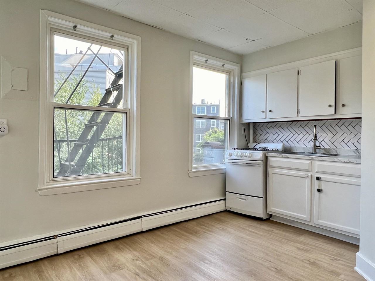 298 Newark Ave #1 - Photo 2 of 12