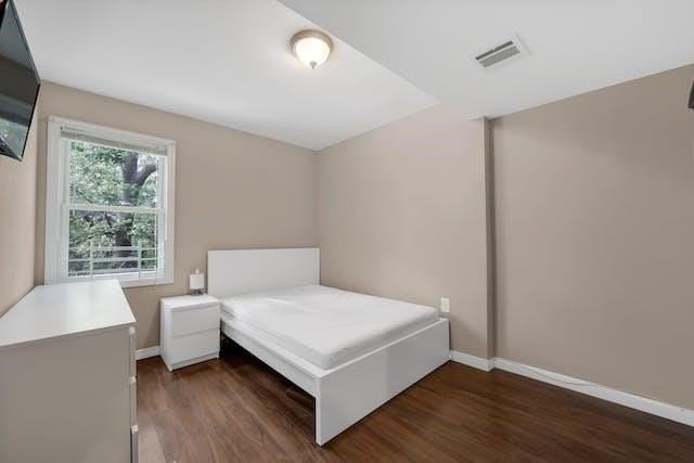 20 Gardner Ave #2 - Photo 6 of 12