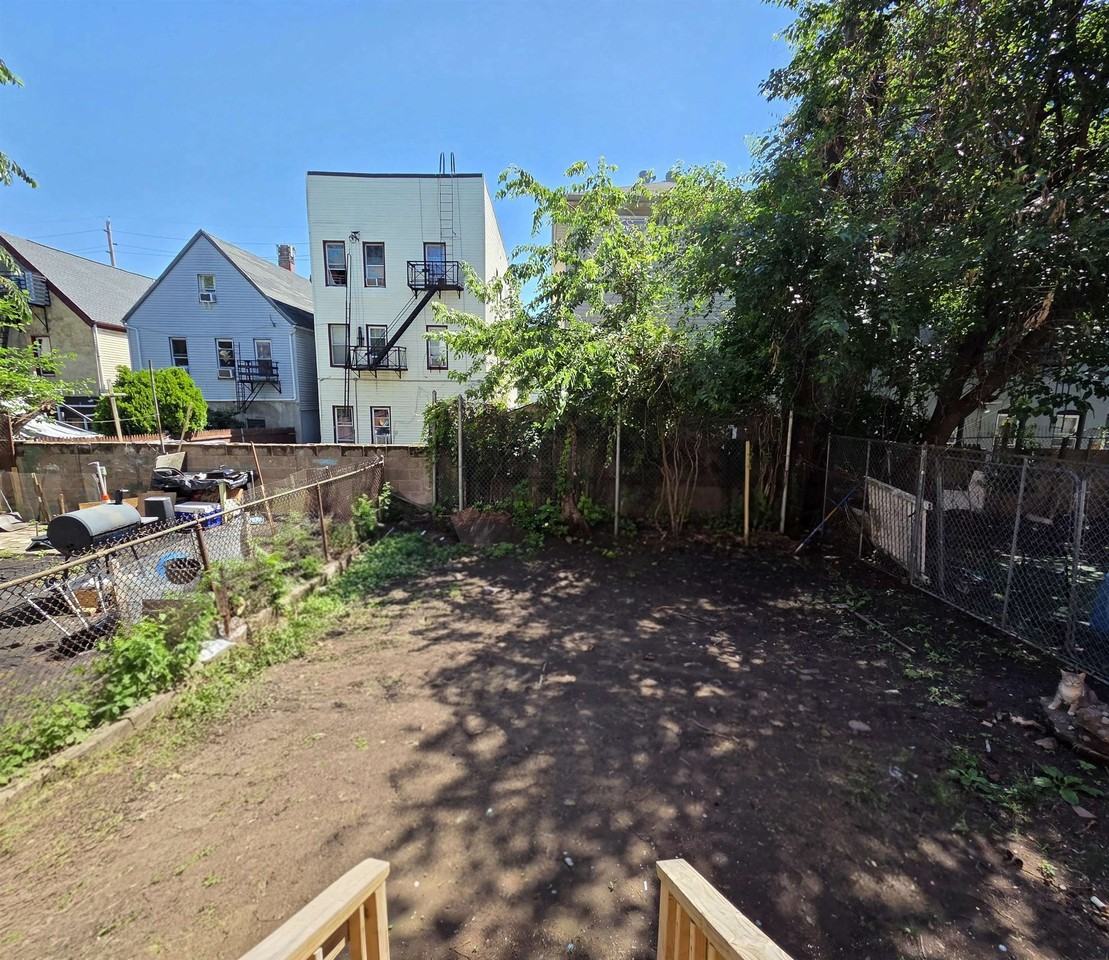 34 Vreeland Ave #1 - Photo 7 of 7