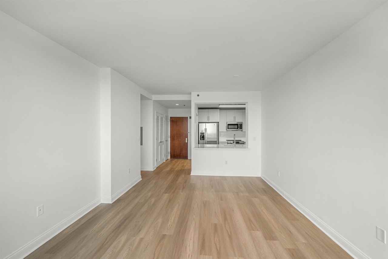 99 GORGE RD #1405 - Photo 5 of 15