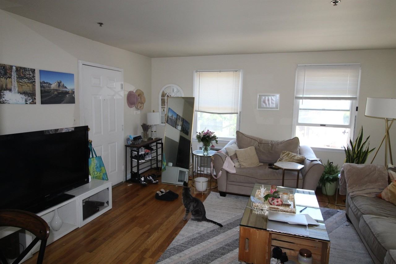 600 Jefferson St #B - Photo 4 of 10