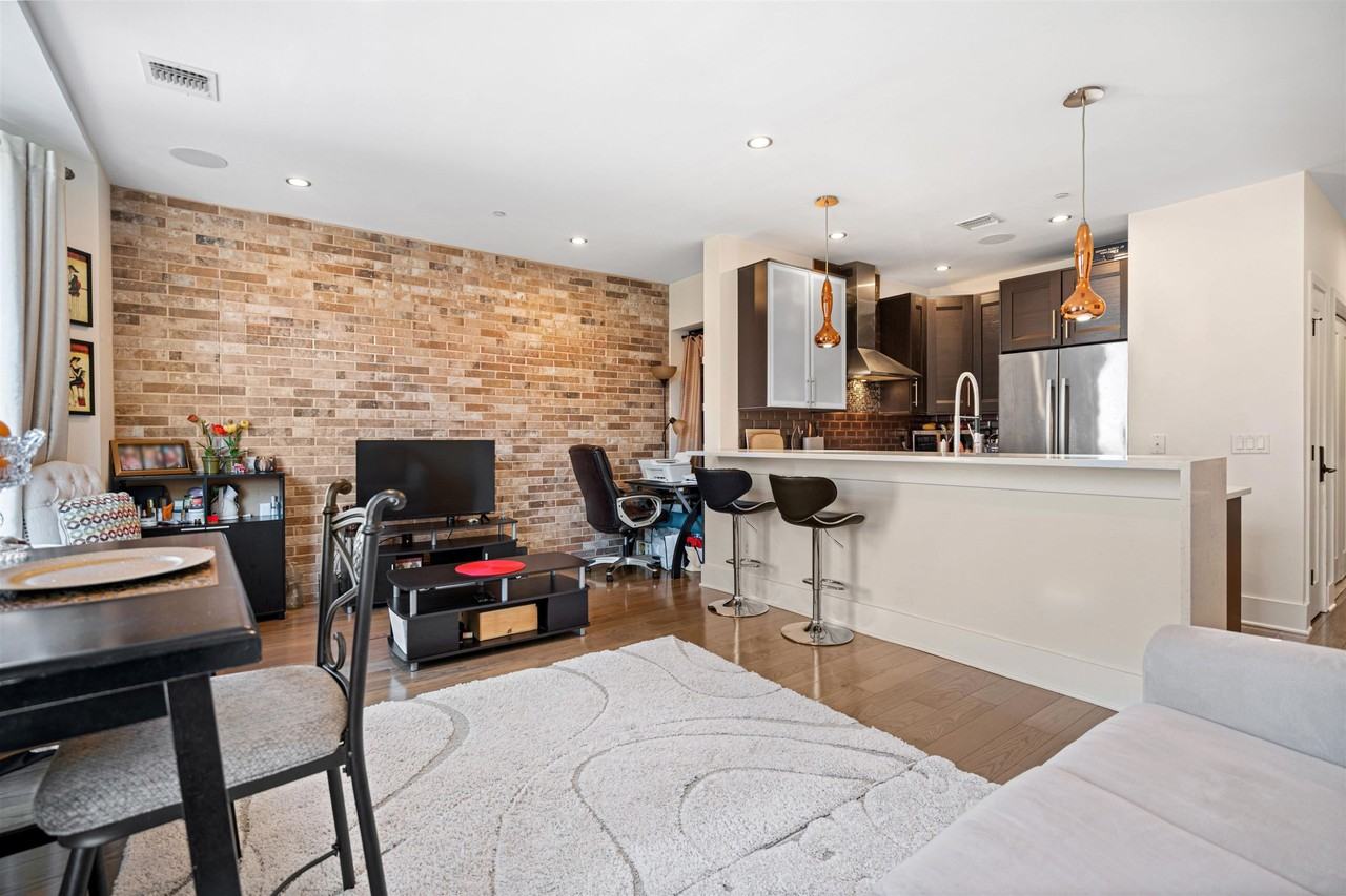 227 4th St #201 - Photo 3 of 8