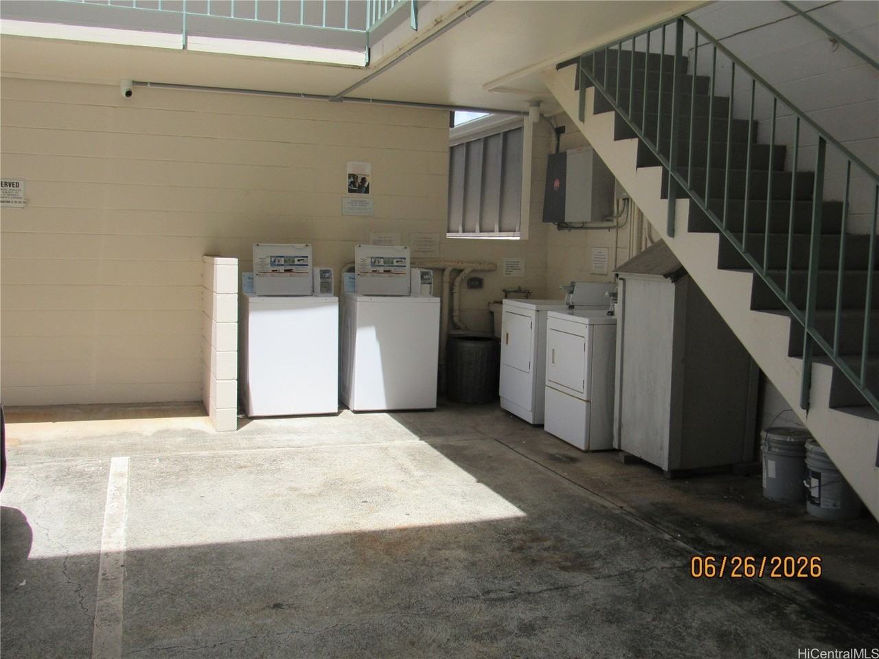 3111 Brokaw St #102 - Photo 3 of 10