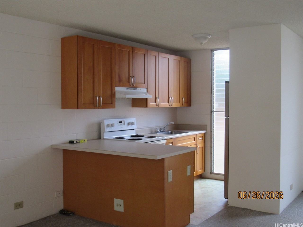 3111 Brokaw St #102 - Photo 6 of 10