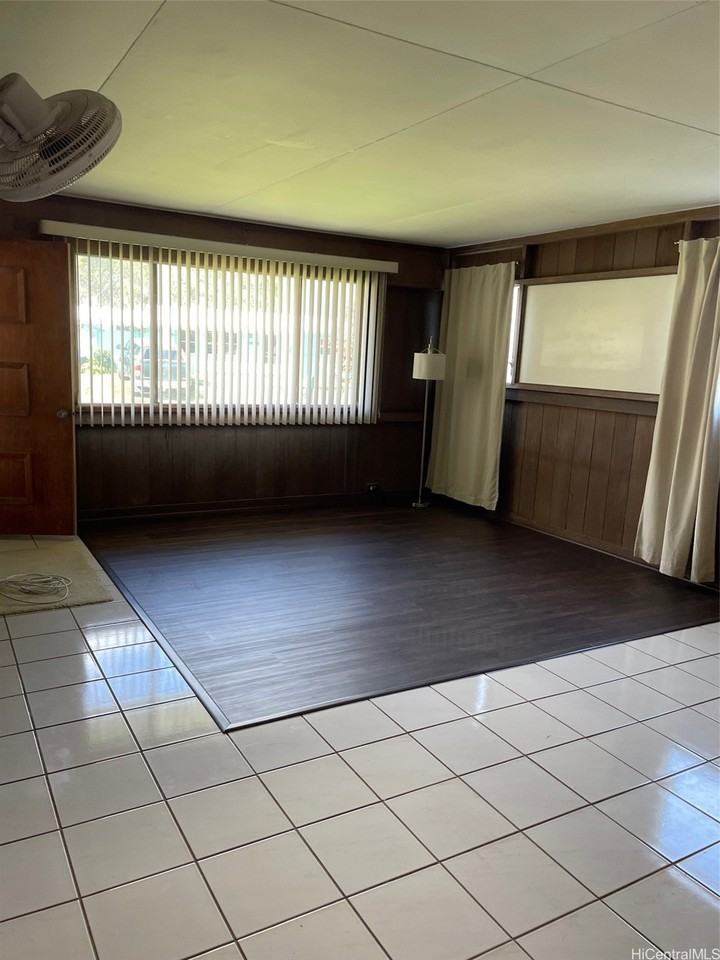 521 Ululani St - Photo 2 of 15