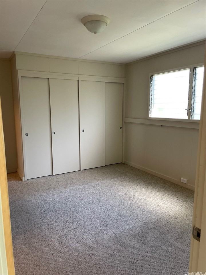 521 Ululani St - Photo 5 of 15