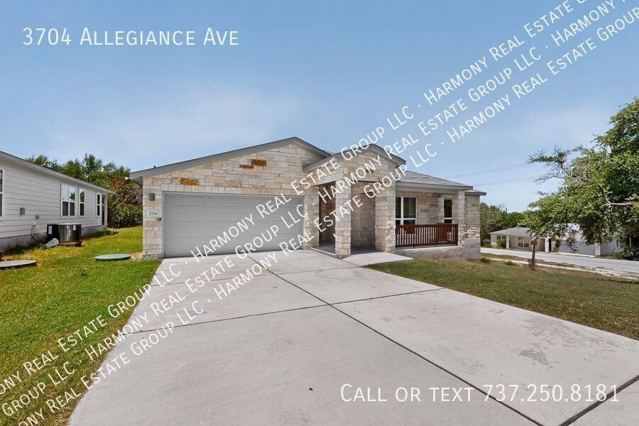 3704 Allegiance Ave - Photo 3 of 39