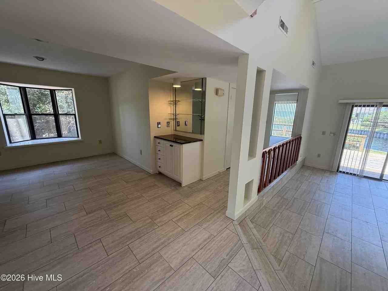 134 Lagoon Ln - Photo 3 of 14