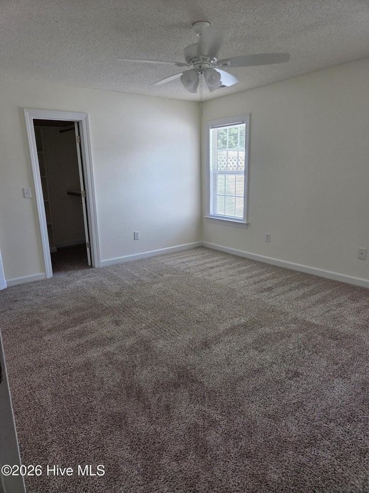 2904 Rockport Dr - Photo 7 of 14
