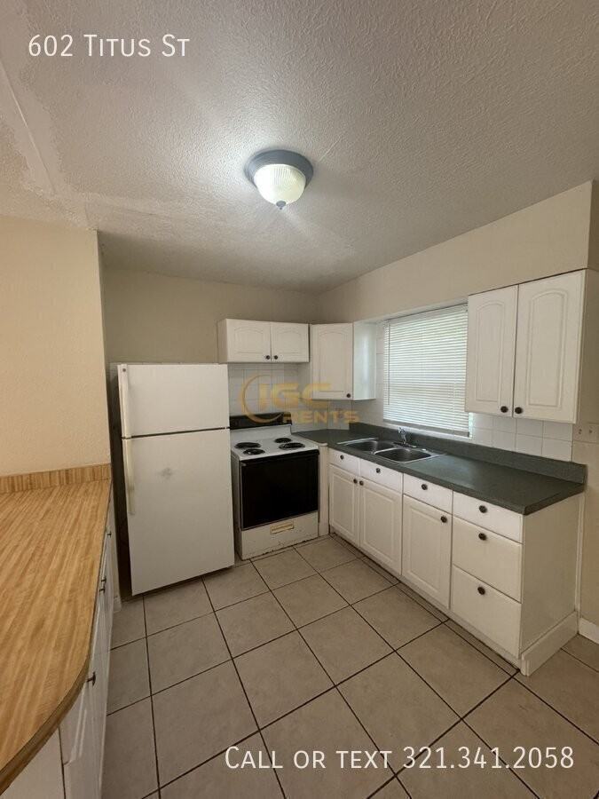 602 Titus St - Photo 5 of 10