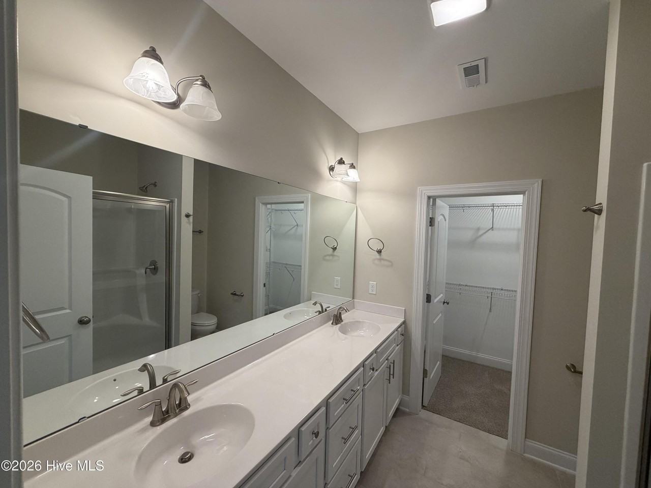 1854 Salisbury Rd - Photo 6 of 13
