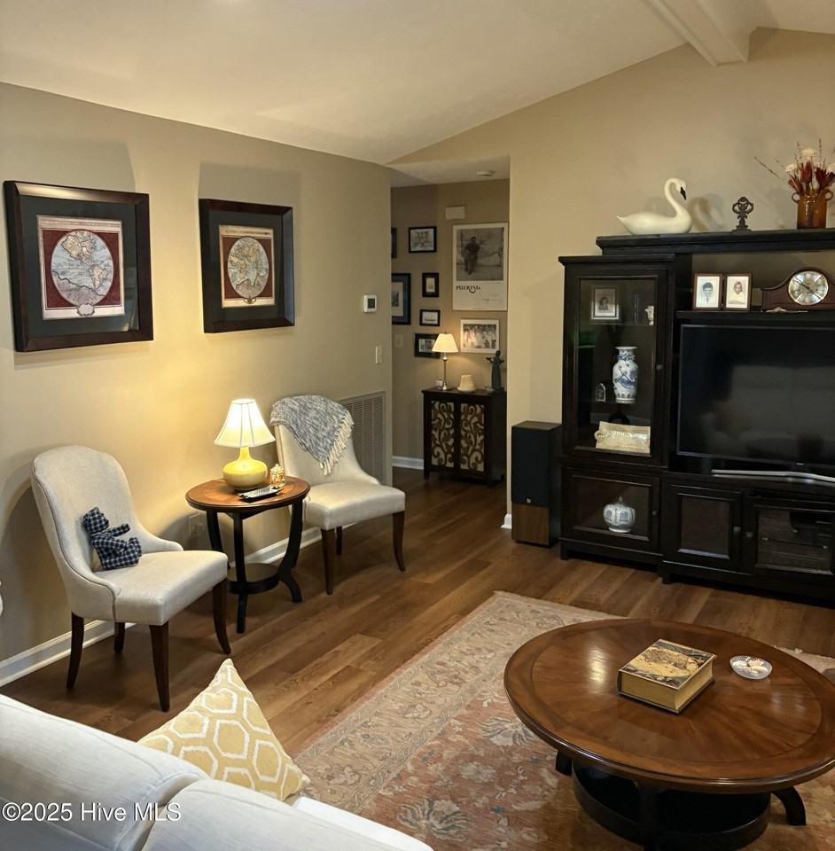 335 Pinehurst Trace Dr - Photo 6 of 20