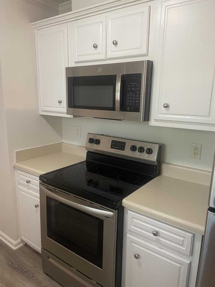 605 Goodale Ln - Photo 6 of 20