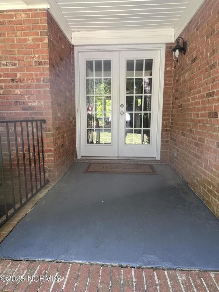 307 Kyloe Rd - Photo 3 of 18