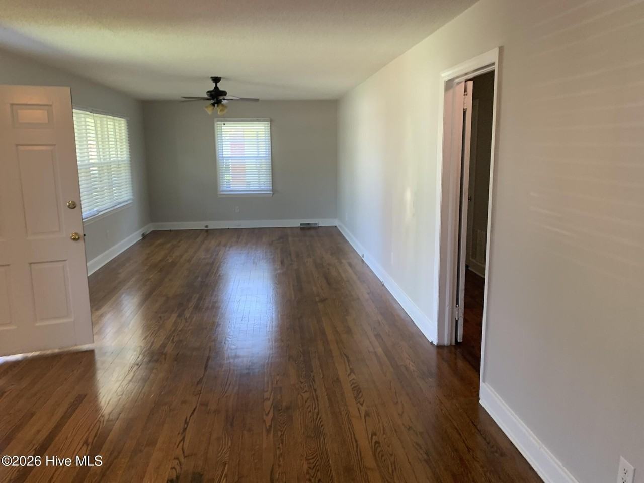 4039 Verna Ave #4039 - Photo 4 of 9
