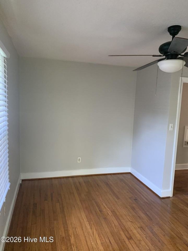 4039 Verna Ave #4039 - Photo 5 of 9