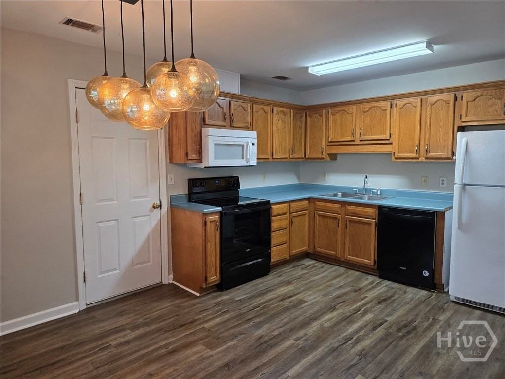 146 John Glenn Dr - Photo 6 of 20