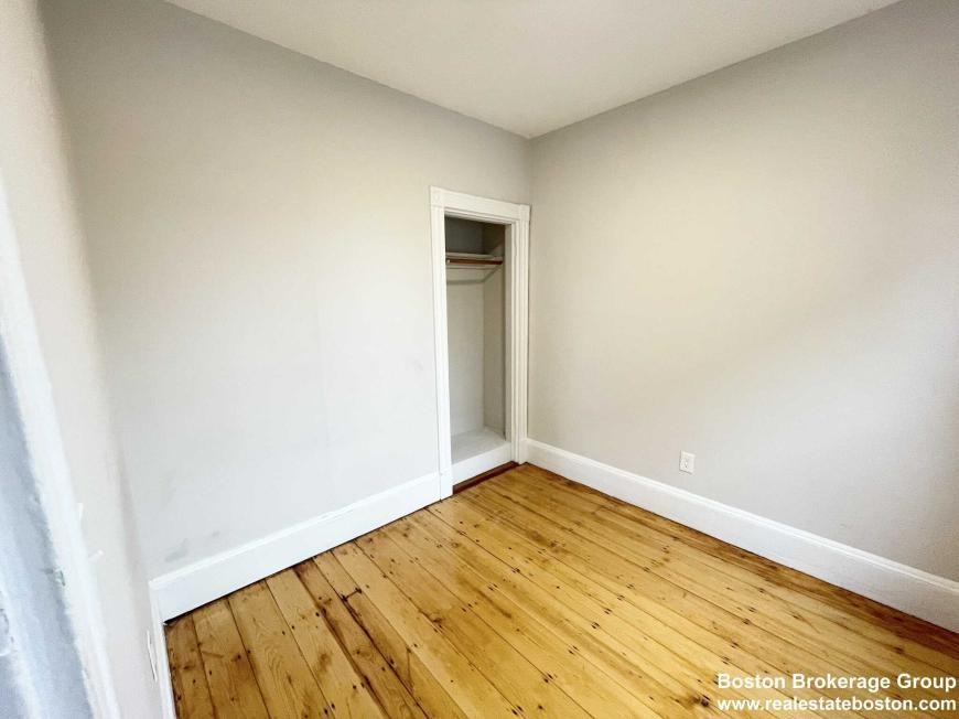 1584 Tremont St - Photo 5 of 9